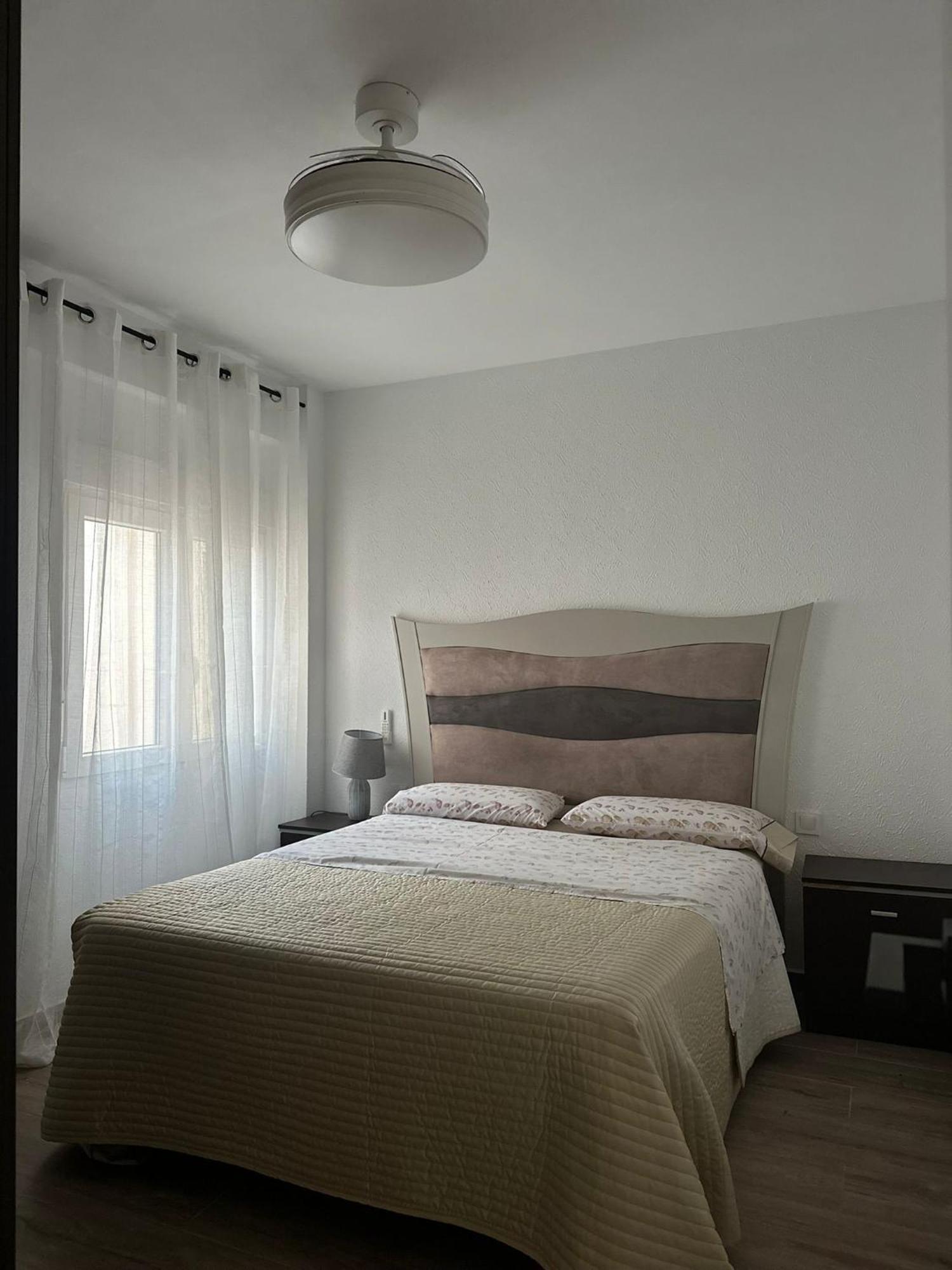 Happy Hideaway Apartment Alicante Bagian luar foto